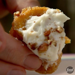 9.8M views · 50K reactions | ⚠️ Warning: These Pumpkin Cinnamon Rolls will 100% make you drool 襤 (via The Pioneer Woman - Ree Drummond) Get more recipes from The Pioneer Woman - Ree Drummond, Saturdays at 10a|9c and subscribe to discovery+ to stream more episodes of the show: https://links.discoveryplus.com/P6K9VEgeygb. #discoveryplus | Food Network | Facebook
