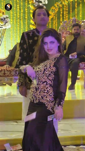 Kharchay Hosin Charchay Hosin #HaniSheikh #Dance #SGStudio