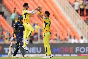 Anshul Kamboj scintillates with 3/13