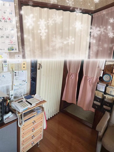 取手が外れかけたアコーデオンカーテンを取り替えさせて頂きました！ ご依頼ありがとうございました😊 #アコーデオンカーテン #タチカワブラインド #リフォーム #内装 #ありがとうございます