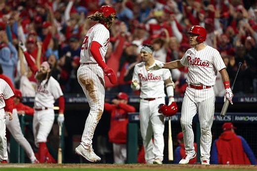 Phillies Superstar Shocks Fans With Brand New Haircut