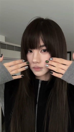 Revamp Your Look: Quick Nail Art Makeover Guide