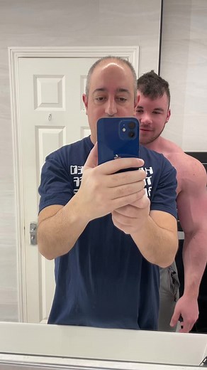 #anime #muscle #flex #pose #welshy #mrwelshy #gay #gayman #lol #viral