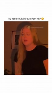 Singers on Instagram: "“Creep” by Radiohead is a grunge-influenced ballad about alienation and self-loathing. Released in 1992, it struck a chord with listeners who felt like outsiders. Thom Yorke’s fragile vocals shift from quiet longing to explosive angst, especially in the chorus. Though the band later distanced themselves from it, the song remains iconic. via TT/leamay.official"