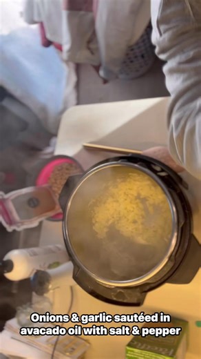 Kendra on Instagram: "Here’s my video tutorial with a rough recipe. Remember, these are new crop beans, not store beans. Add 10 min for store beans. #KendraConquers #pintobeans #pressurecookerrecipes #onionsandgarlic #avacadooil #bayleaf #secretspices"