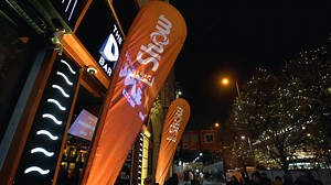 11K views · 111 reactions | Ve čtvrtek 15. prosince se v DupleXu konala velkolepá Prima XMAS PARTY 2022 - SHOW MUST GO ON. Podívejte se na povedený videoreport z akce, na které vystoupil Majk Spirit , Kapitán Demo Original , Radek Bakalář(official) , DJ Andrea Pomeje , CHRIS DAVIES , Tokátko a spousta dalších! | Duplex, Prague, Czech Republic | Facebook