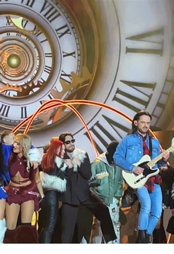 Best Duos for Celebrating New Year's Eve