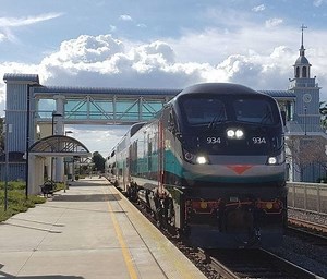Metrolink, Amtrak Confirm Holiday Rail Service