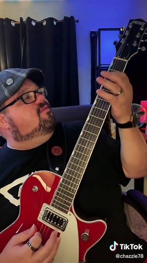 How to play TNT by AC/DC #guitar #guitartok #guitartutorial #guitarlesson #learnguitar #guitaristsoftiktok #acdc #tnt #fypシ #howtoplay #trending