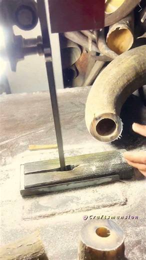 Master Craftsman Precision Cutting for Traditional Horn Carving
