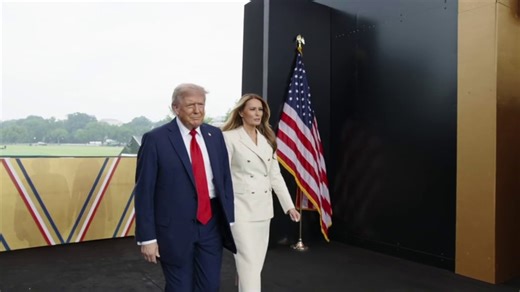 Trump, Vance and their families arrive at Army parade