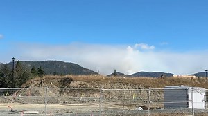 🔹Video: Out of control wildfire near Sooke now 75 acres in size, up from 7.5 on Monday🔹 Footage of the Sooke Potholes Regional Park wildfire as seen from Sooke’s town centre. This footage was taken just before 10AM on Tuesday morning. The out of control human caused wildfire has grown from 7.5 to 75 acres overnight, or from 3 hectares to 30, according to the BC Wildfire Service. | VibrantVictoria