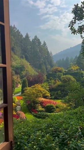 Butchart Gardens Canada Travel Guide | Floral Gardens Victoria Blooming Paradise 🌸🇨🇦