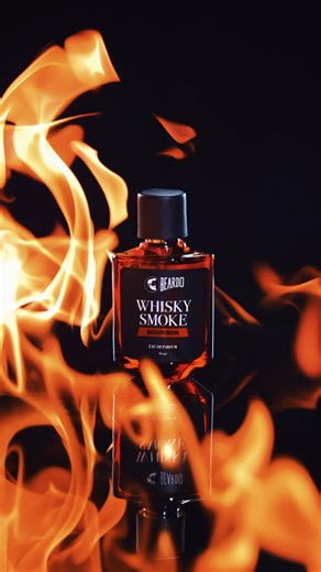 Jayesh Nikam on Instagram: "1000 fps magic . Shot on Phantom High Speed Camera. Lights used Nanlux Evoke 1200, Evoke 2400. Team work - @iambhushanwani @ja322kar @viruu_k @d_art_4 . #behindthescenes #productphotography #slowmotion"