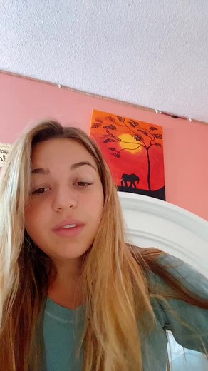 IF YOURE A FEMALE SINGER YOU UNDERSTND THE IMPORTANCE OF HITTING THIS NOTE IVE NEVER BEEN ABLE TO