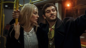 „Nu pleca”, cel mai recent film de dragoste al lui Burak Deniz e disponibil pe Netflix