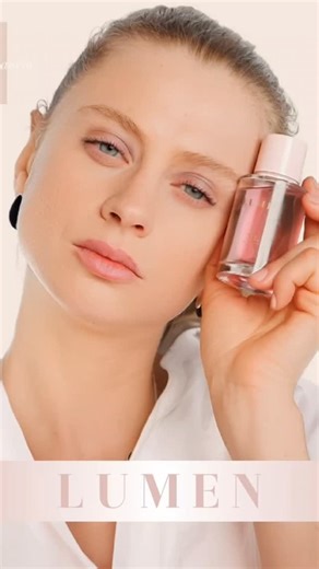 XL Extra Large on Instagram: "Tu luz merece ser cuidada LUMEN es la nueva línea de Skin Care de XL Extra Large, creada para acompañarte en tu rutina diaria y potenciar tu brillo natural. Proteger. Hidratar. Realzar. Cuatro pasos esenciales para una piel luminosa, auténtica y cuidada. Tu brillo interior es tu poder más auténtico Disponible en nuestro local exclusivo del primer nivel del Paseo del Fuego Shopping #LUMEN #XIExtraLarge #SkinCare #TuLuz"