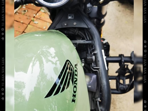 本田Cm300加装一个继电器，插入预留座，实现ACC输出。