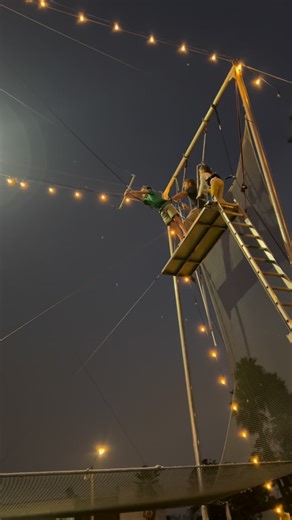 Santa Barbara Trapeze Co. on Instagram: "Step into the air this winter. From first swings to new skills, Trapeze Winter Camp is where confidence takes flight. Dec 22 – Jan 6 Enroll now link in bio."