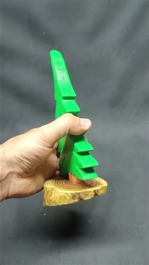 Don't Toss Those Scraps! DIY Pine Tree Sculpture for Your Desk or Shelf