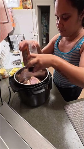 Easy Instant Pot Chicken Adobo (Recipe in Comments)
