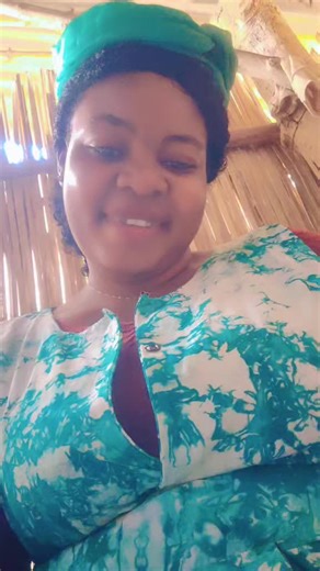 Vidéos de charity (@dogbodelphine) avec son original - Raoul Le Blanc