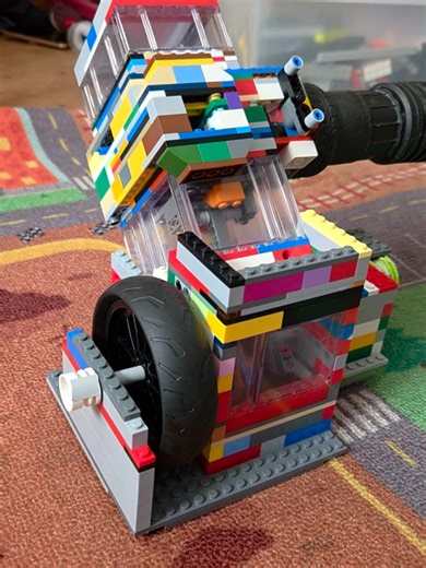 Predator 212 Lego vacuum engine #legovacuumengine #lego #212 @jb_lego_masttery gave me the idea to build this