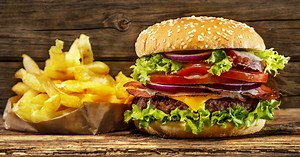 Il vaut mieux manger deux hamburgers et zapper les frites
