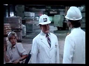 Chevy Chase - funny clip from Fletch Lives