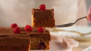 This snack cake is as easy to whip up as any boxed mix whenever you’re in the mood for a little something sweet. ❤️ Get the recipe for this one-bowl wonder here: https://bit.ly/3C8HxZR | Southern Living