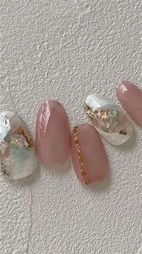 【セリア】うるちゅる淡色ネイル🫧透明感たっぷりニュアンス#nails #nailart #naildesign #simplenails #ネイル #セルフネイル #100均