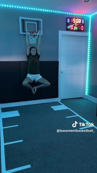 Mini hoops you can hang on >> #fyp #basketball #minihoop #nba #basementbasketball #shootinghoops #basketballcourt #minibasketball #minihoopbasketball #basketball1v1 #minihoop1v1 #minihoopsyoucanhangon #bestminihoops #basketballhoop #1v1 #sports #hangingonminihoop