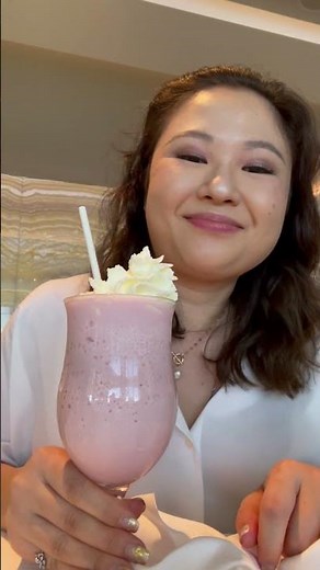 Lunch at La Veranda on the Regent Seven Seas Splendor Cruise