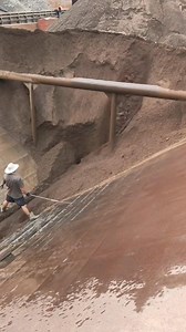 12K views · 141 reactions | The process of a self-unloading ship unloading sediment #sand and gravel #self-unloading ship #canal #unloading #crew #loading and unloading ship #ore #sand and gravel #sediment | 丁掌柜 | Facebook