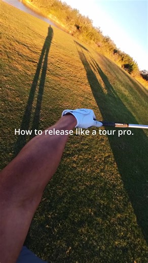 Release like a tour pro ⬇️ Understanding how to utilize the lead wrist and forearm can drastically improve your ball striking. 1. Improve wrist structure by strengthening the lead wrist early in the downswing. 2. Limit excessive forearm roll in attempt to square the face. 3. Utilize body turn to square the face. 4. Manage proper release to control ball flight. Hit your windows. #golf #golftips #golfswing #golftiktok