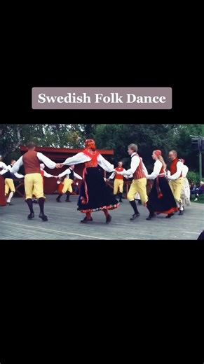 Swedish Folk Dance 💙🇸🇪 | Swedish Outlook