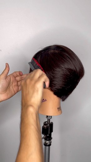 🌟 Presenting Part 2: our final look. This isn't your typical asymmetric bob graduation. By combining both graduation (to build weight) and layers (to introduce movement, body, and lighten), we've achieved a dynamic style. Especially for fine hair, this technique works wonders. Hope you love the transformation! ✂️ #CayomCrafts" #hairdresser #hairtutorial #hairdressing #hairgoals | Top1one