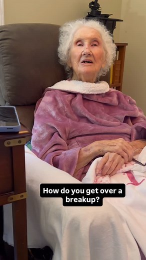 POV: you ask GiGi for deep advice and she keeps short and simple.. Move right along to the next🤣 | GiGi Gettingold