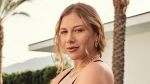 Fans go wild for Amanda Anisimova's stunning swimsuit photoshoot
