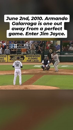 One of the most heartbreaking moments in baseball. A few years later, quick call to New York and it's reversed. For more classic baseball content, follow us @vintagebaseballapparel 🎥Via @onthisdateinmlb | Vintage Baseball Apparel