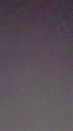 Avistamientos de OVNIs en 2025: Esfera Luminosa y Más