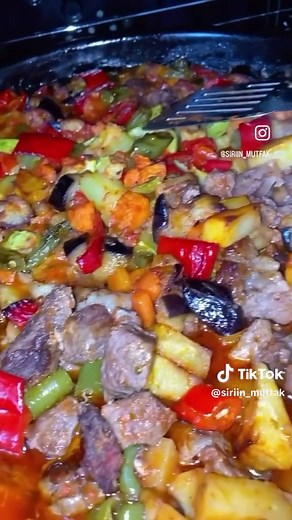 Etli Sebze Yemeği Tarifi ile Lezzet Dolu Sofralar