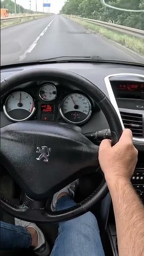 Peugeot 207 1.6 90 HP Acceleration Test