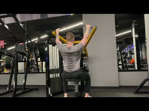 Fixed Lat Pulldown Machine Demonstration