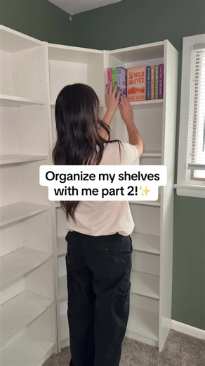 Stunning Shelf Organization Ideas for Your Library