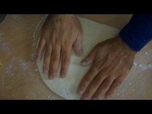 ΖΥΜΗ ΓΙΑ ΠΙΤΣΑ ΜΕ ΓΙΑΟΥΡΤΙ