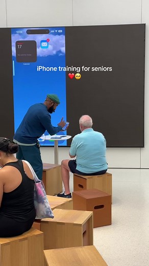 iPhone Training for Seniors: Emotional Apple Tutorial