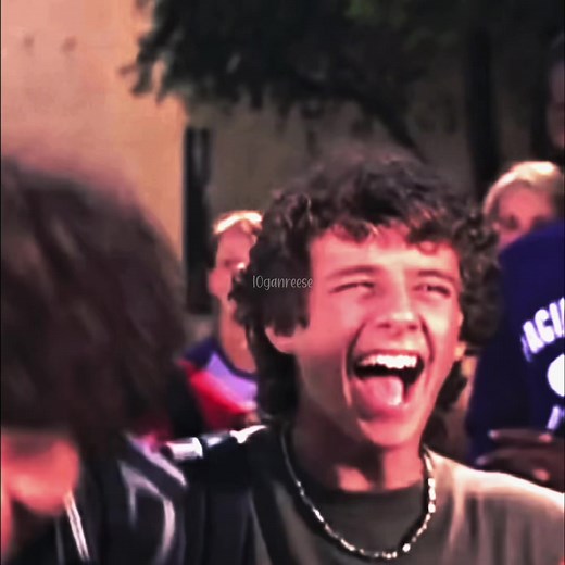 1x05 - prank week - skipped defending dustin since logan wasn't in it ☹️ || #loganreese #matthewunderwood #zoey101 #loganreeseedit #zoey101edit