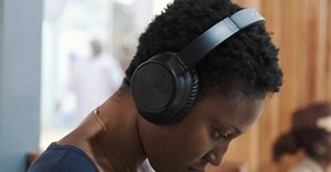 My full review of the @treblab e3 active noise cancelling headphones is now live on my YouTube channel. Link in bio or use: https://youtu.be/eDcaoCqJQg0 I enjoyed making this video. Let me know what you think about my new style of making reviews. - Khan | Kagan