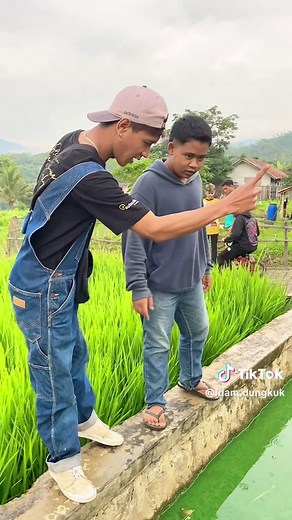 Iraha bapeg na ieu teh @Bilal Dungkuk @Idam prayoga